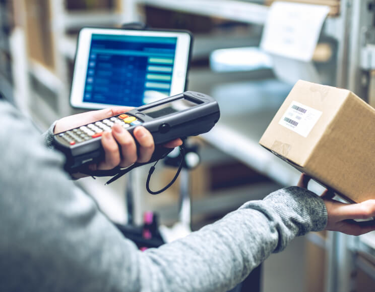 受付メール、配送メールの送信